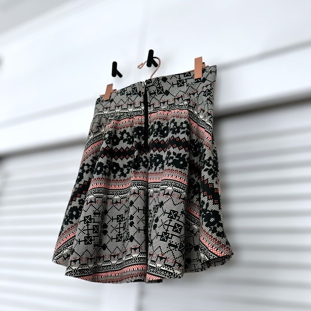 Apple Bottoms Retro Skirt Size M - Picture 4 of 13